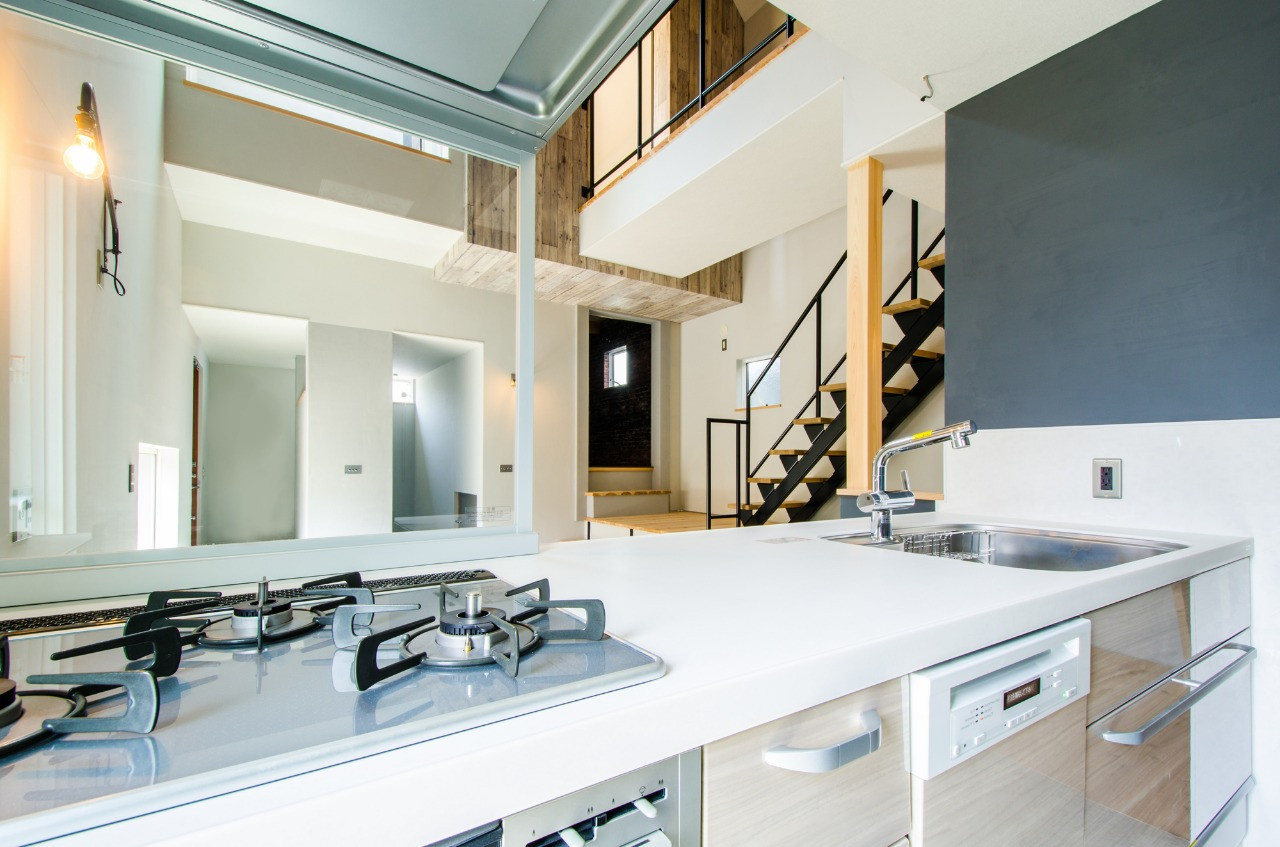 株式会社UPFOREST